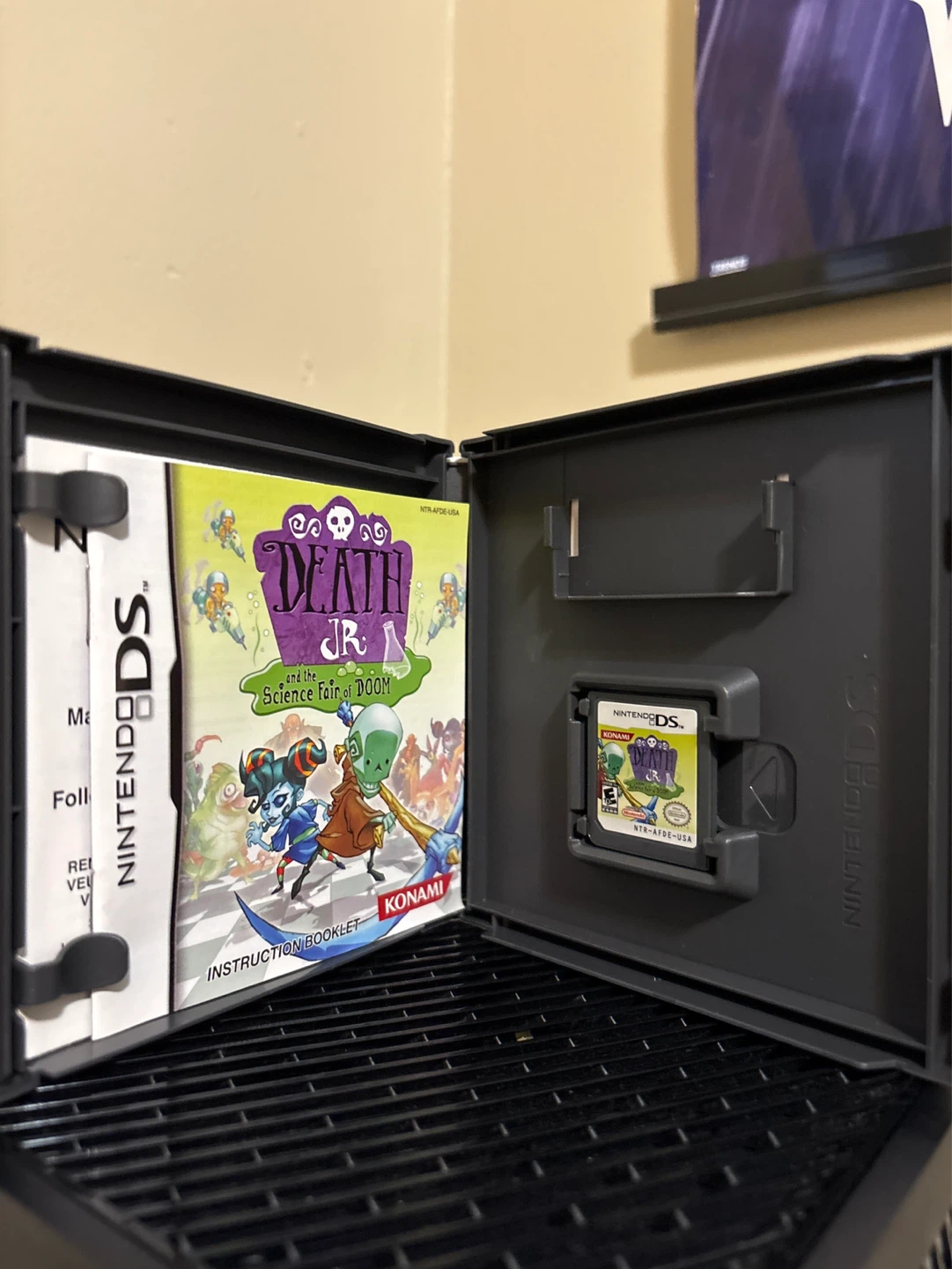 Death Jr and the Science Fair of Doom Nintendo DS - photo 2