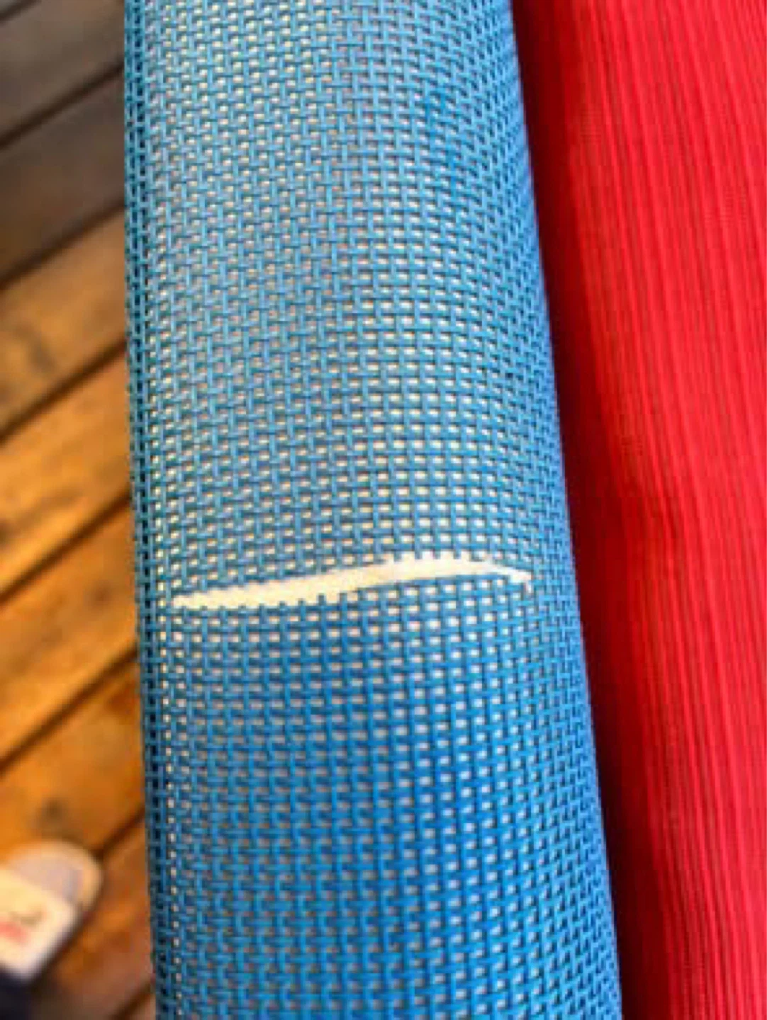 Blue and White Lounge Chair - photo 2