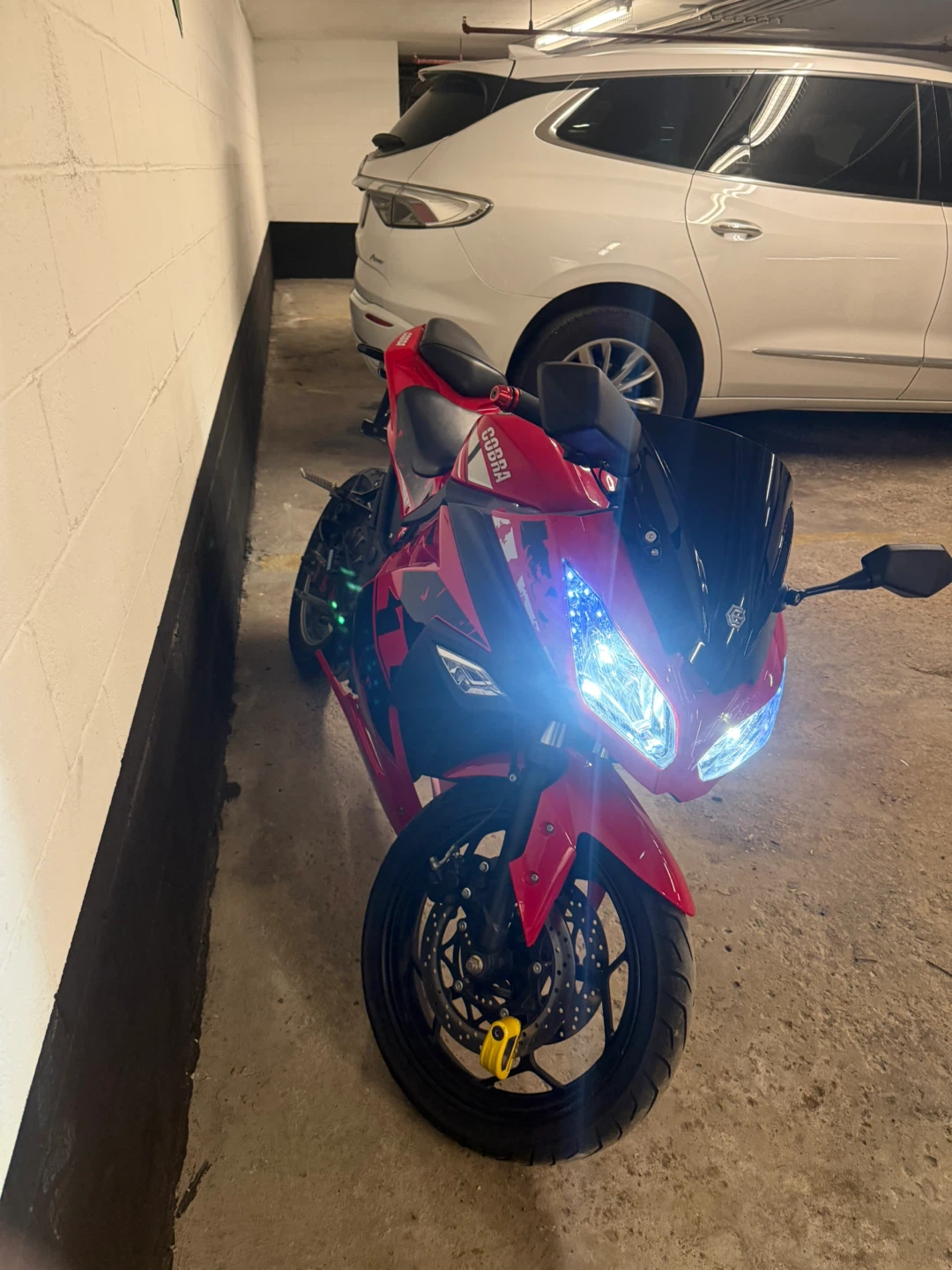 Red Cobra E-Bike Motorcycle 2024 lithium batteries - photo 4