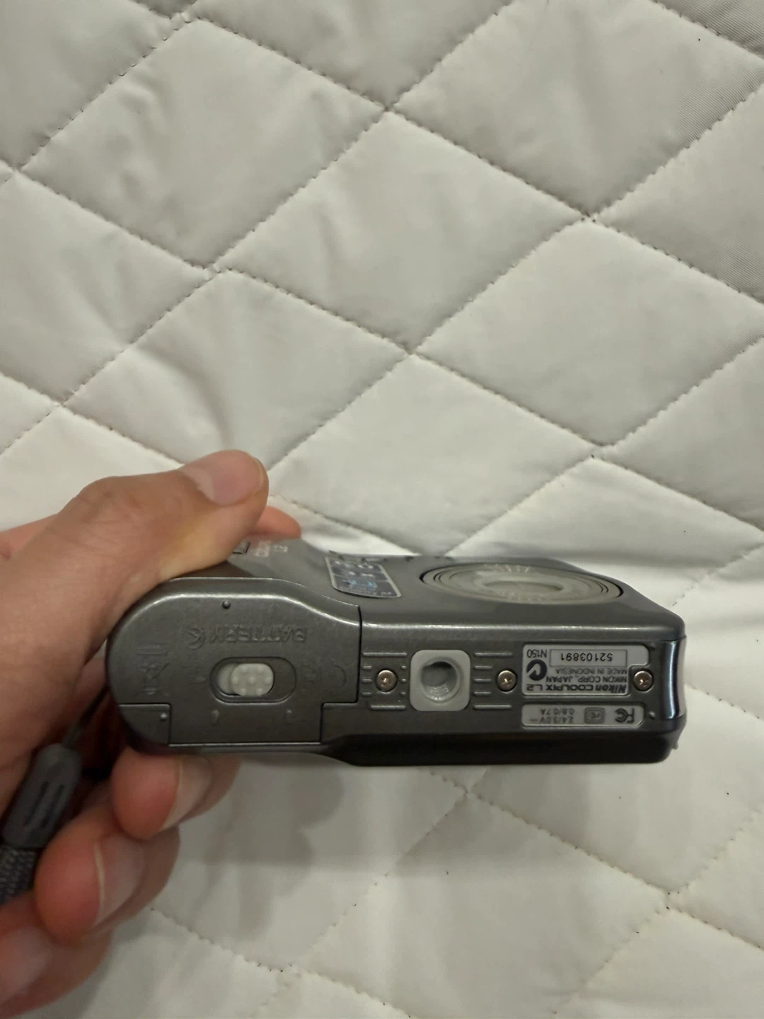 Nikon COOLPIX L2 Digital Camera - photo 2
