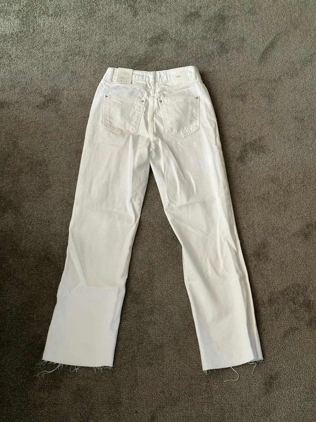 ZARA White High Rise Straight Leg Jeans