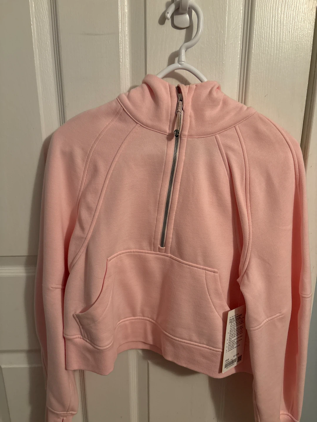 Lululemon strawberry milkshake scuba size xs/s tags on hoodie