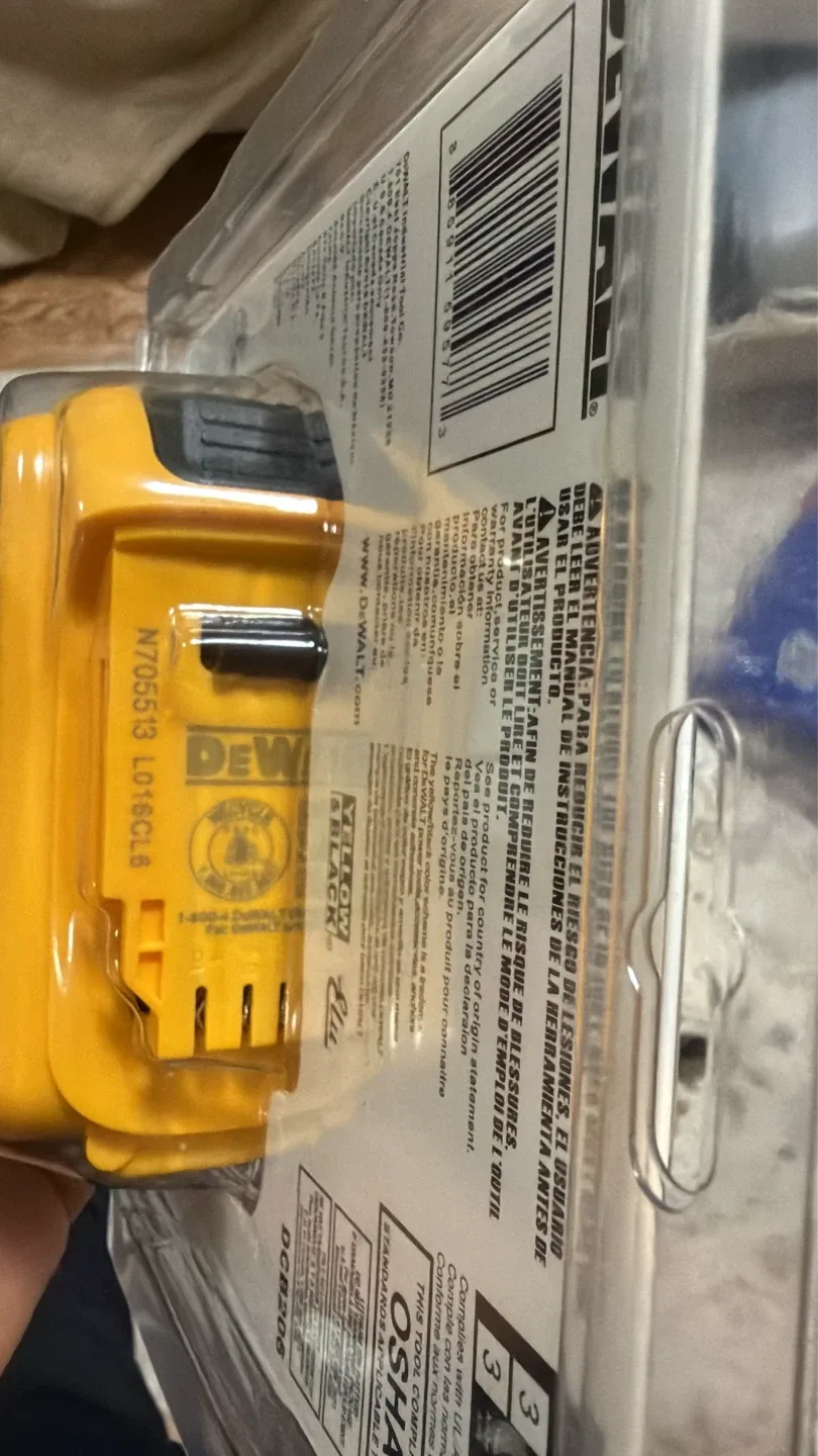 DeWalt 20V MAX XR 6.0 Ah Lithium Ion Battery DCB206 - photo 3