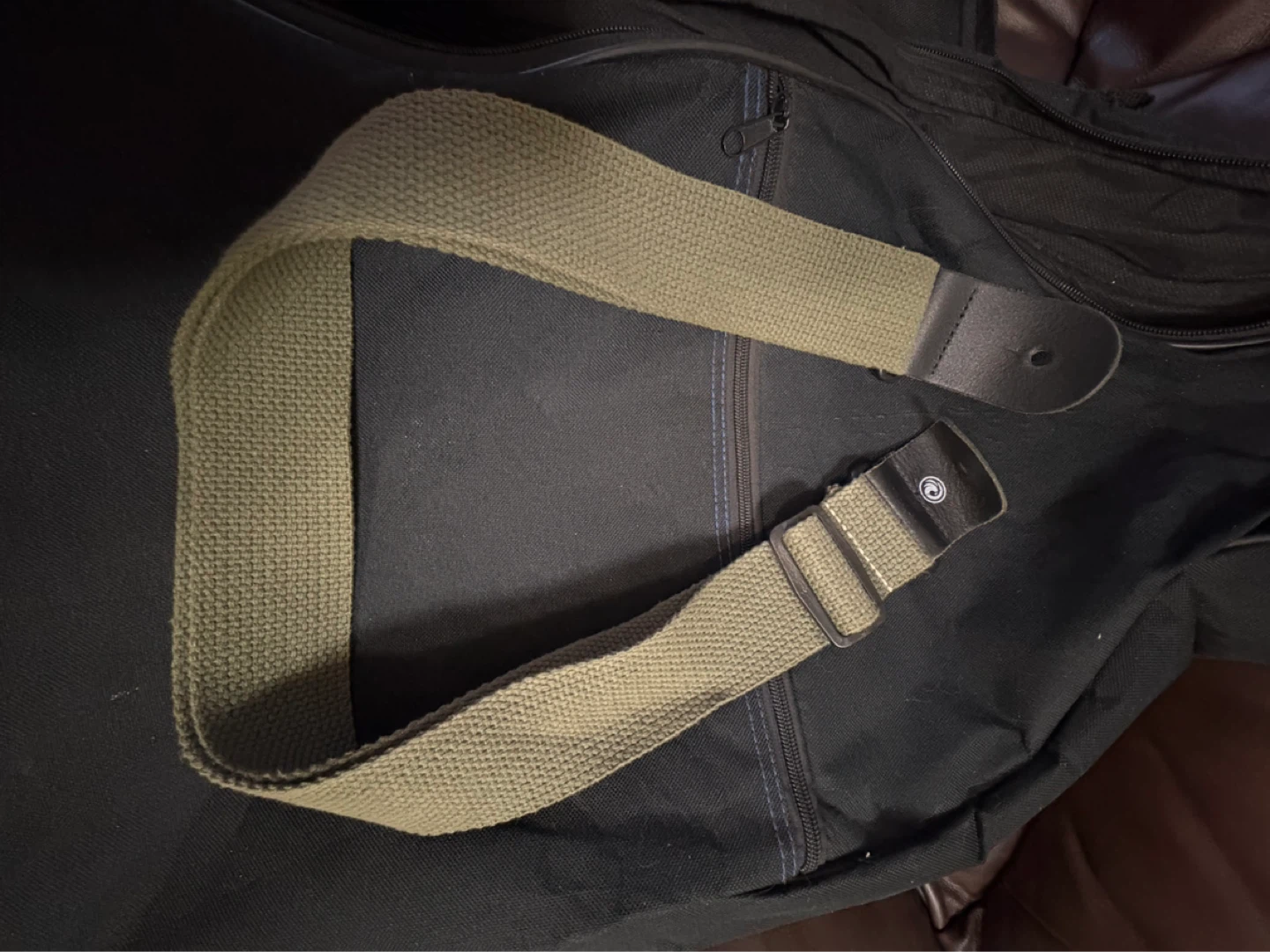 Black Guitar Gig Bag & guitar Strap