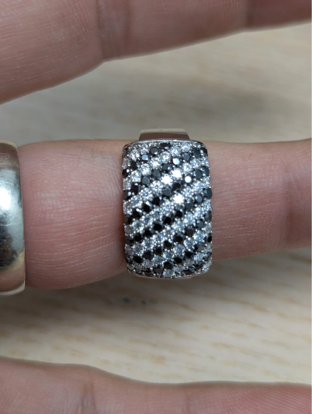 Custom made men’s ring