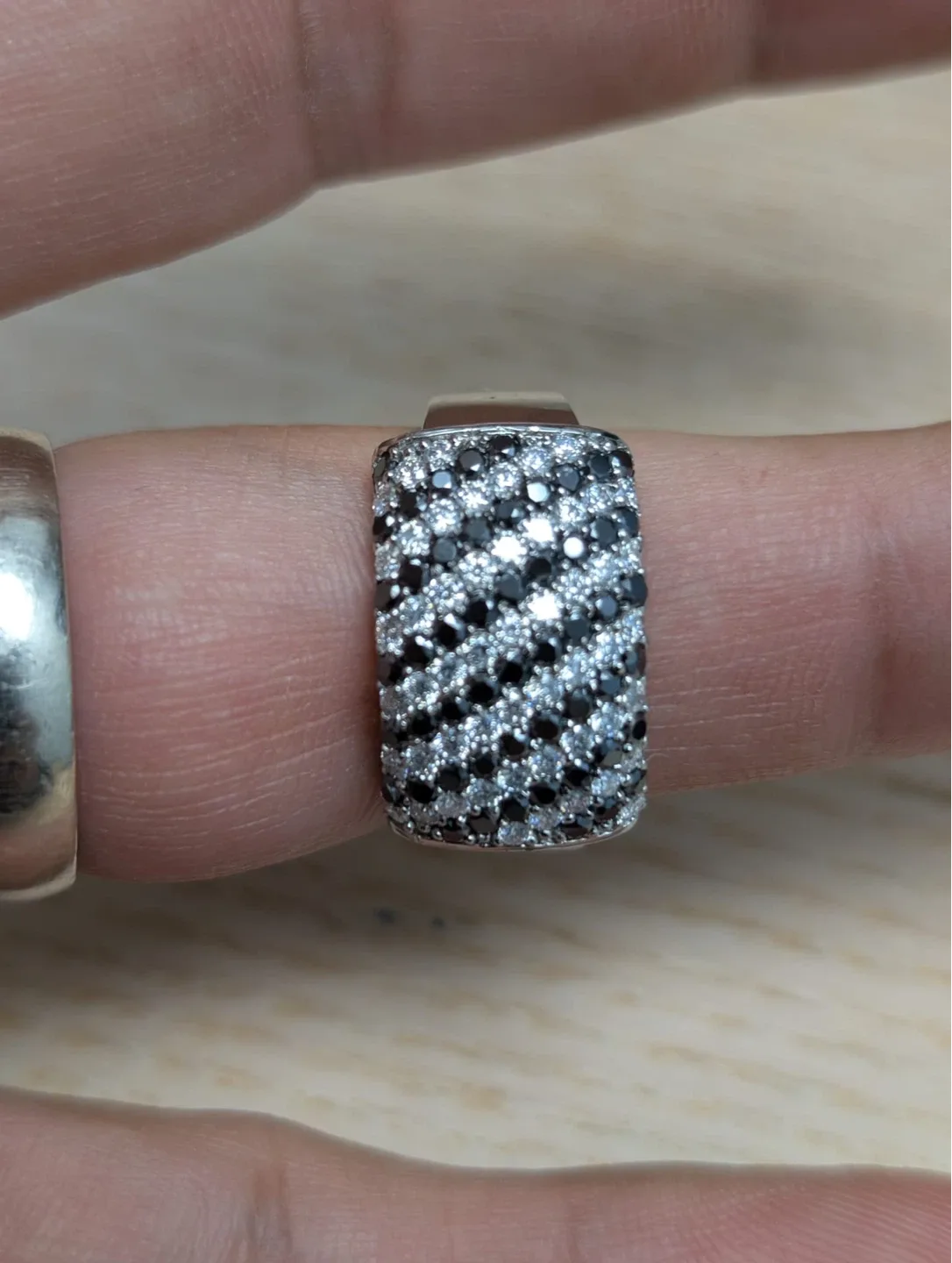 Custom made men’s ring