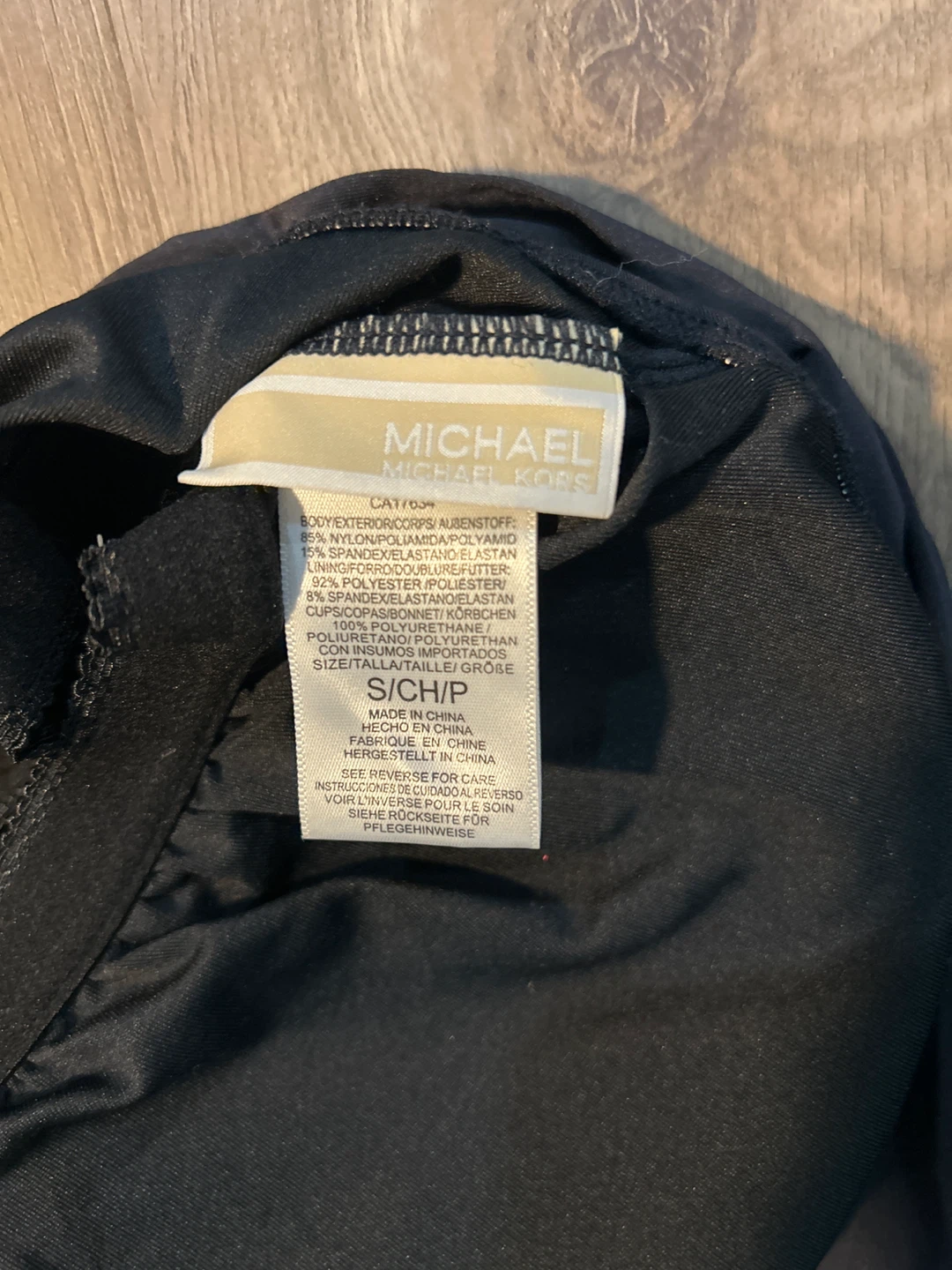 Michael Kors Black bathing suit cover MK Medallion - photo 4