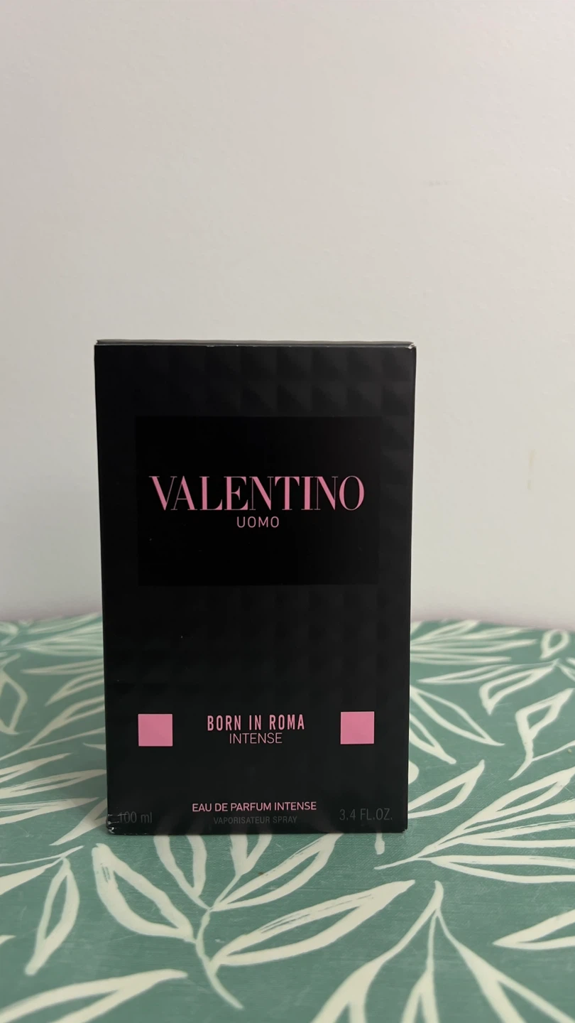 Valentino Uomo Born In Roma Intense