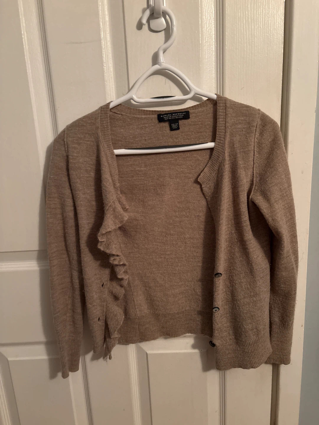 Woman banana republic cardigan