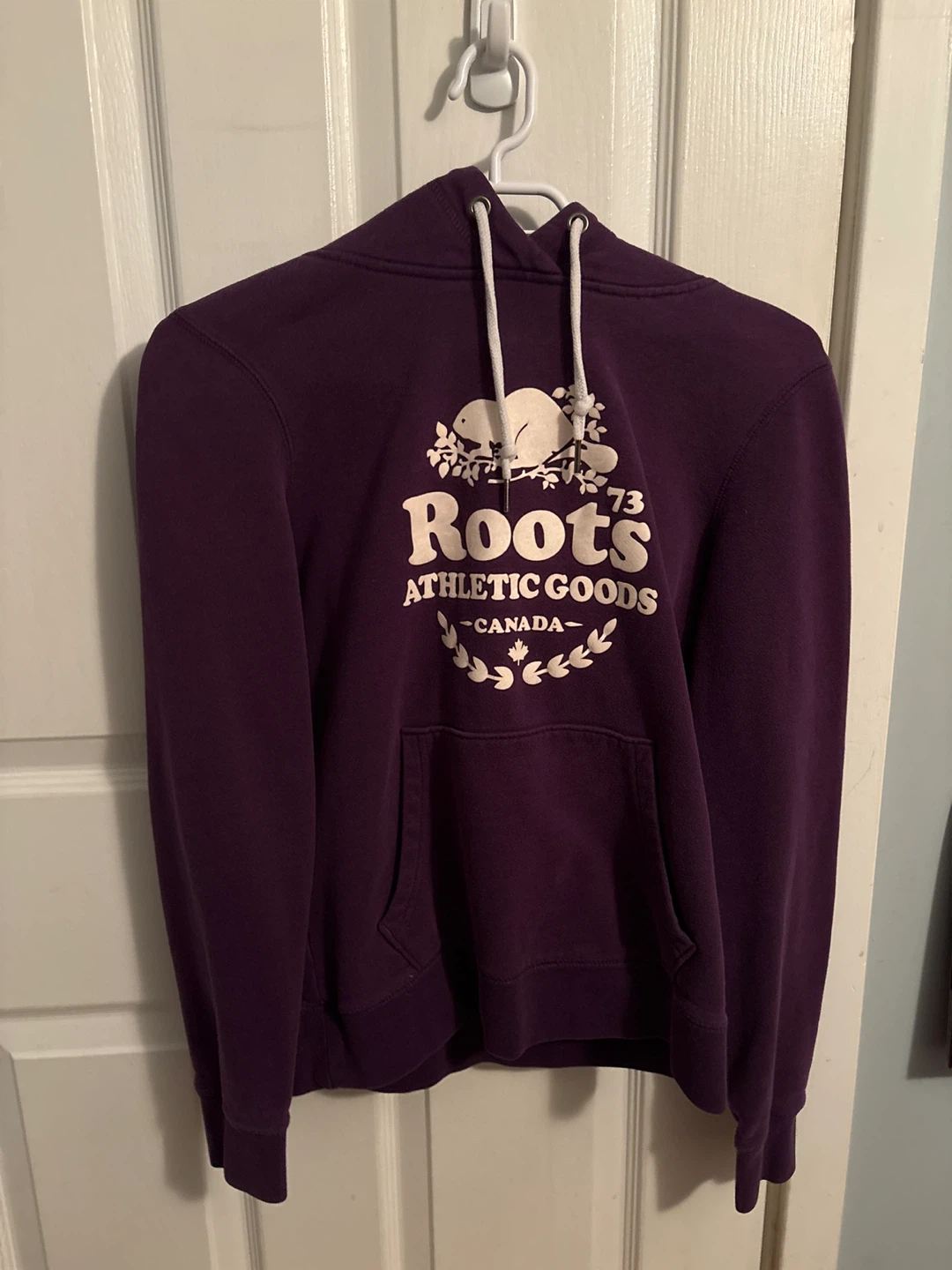 Women roots purple hoodie size small