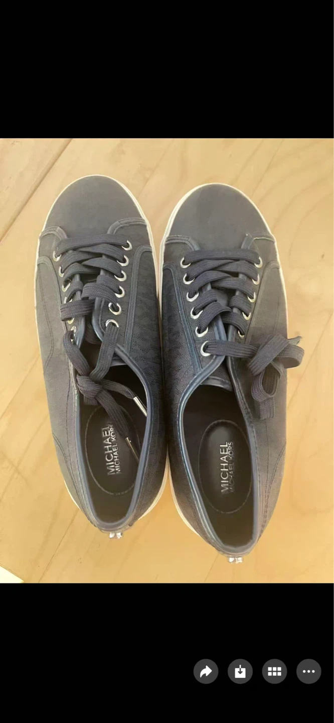 Michael Kors Navy Sneakers