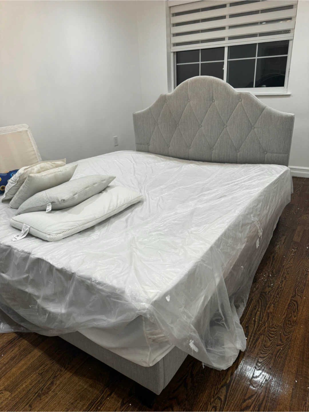 FREE Tufted Upholstered Headboard Bed Frame (Queen)