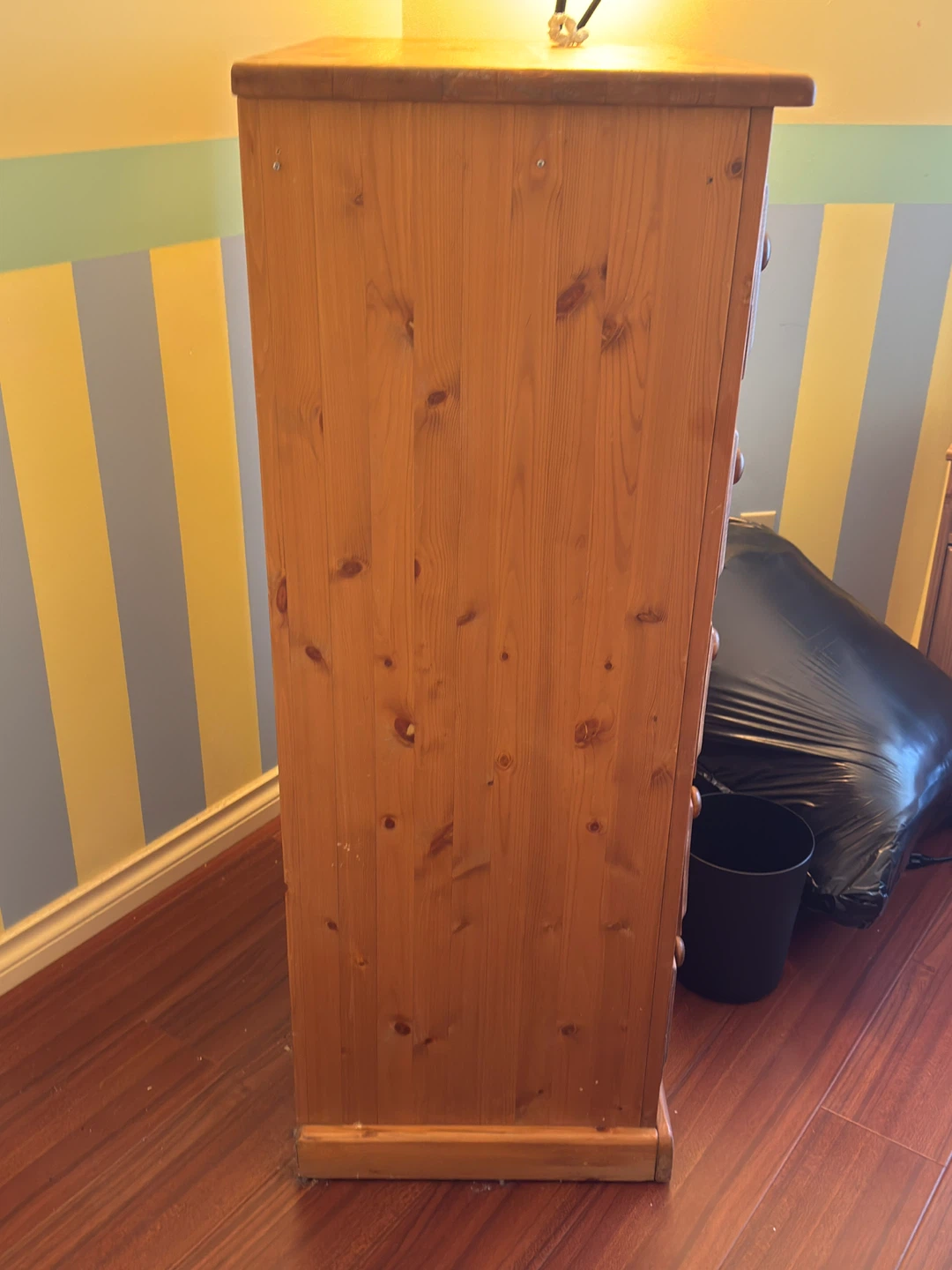 Pine 6-Drawer Dresser
