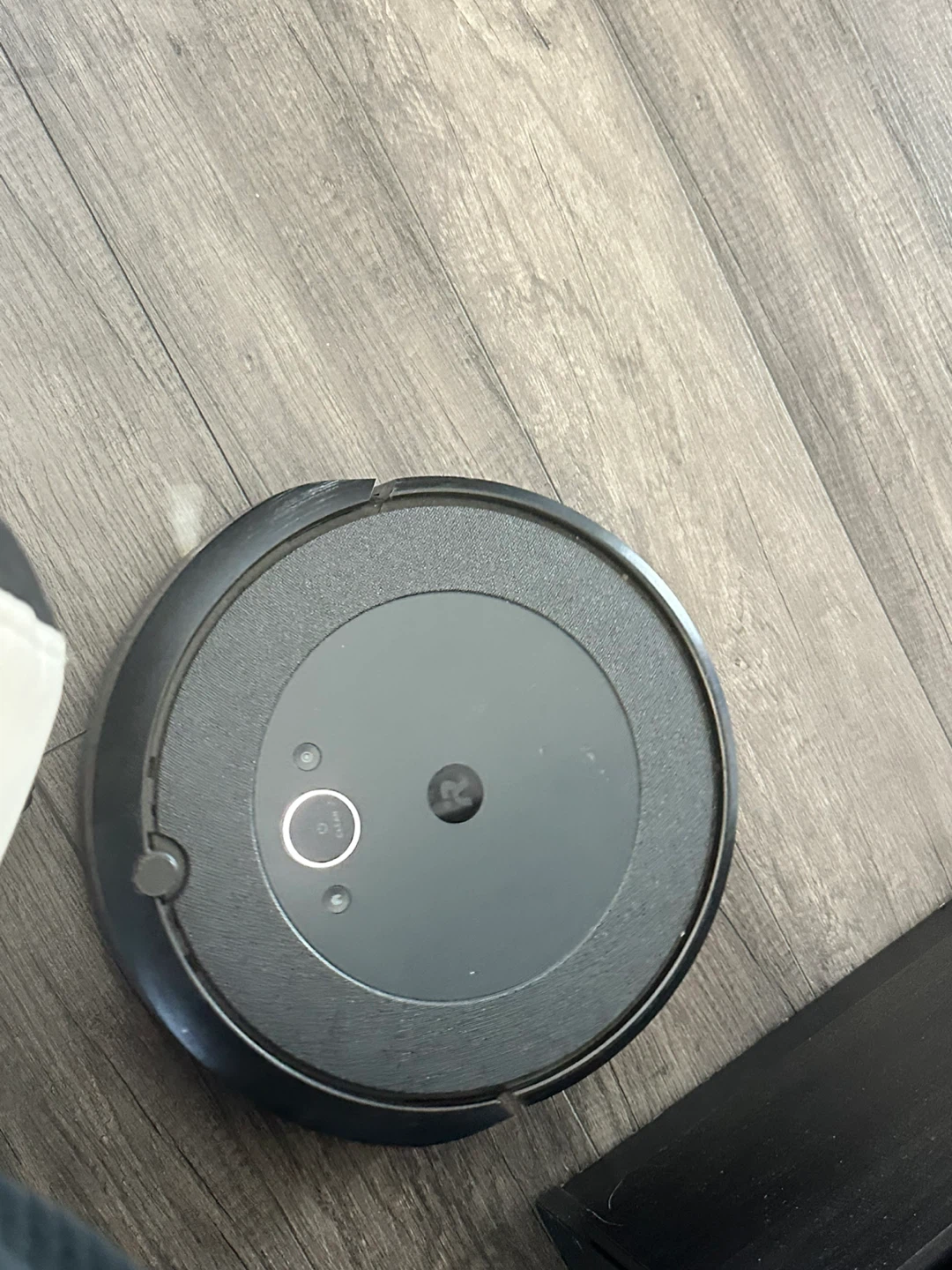 iRobot Roomba 600 Series Robot Vacuum - photo 2