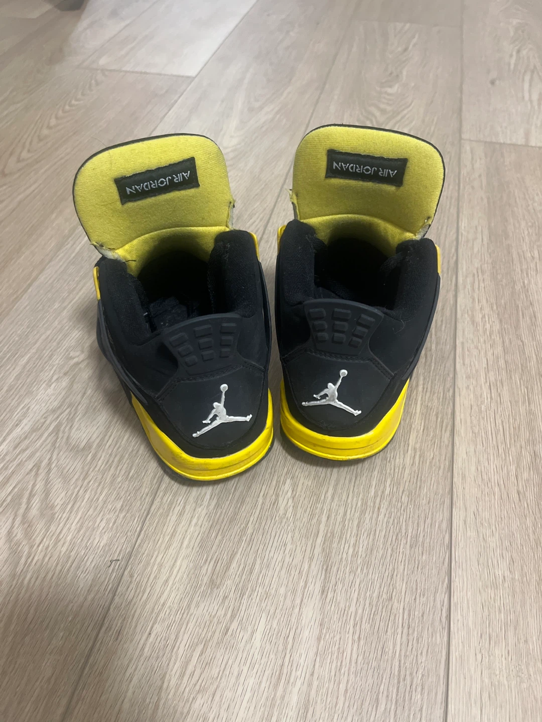 Jordan 4s retro black and yellow SIZE 5 YOUTH - photo 2