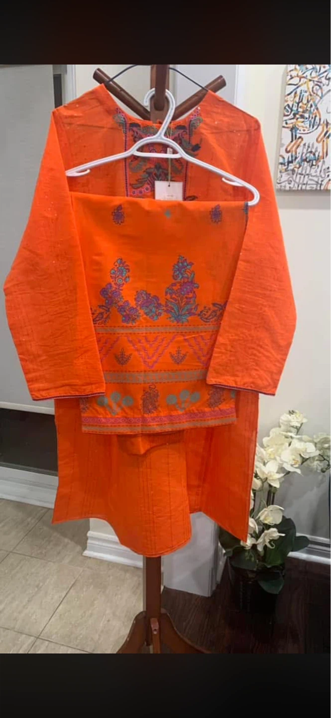 Orange embroidered kurta and pants set - photo 5