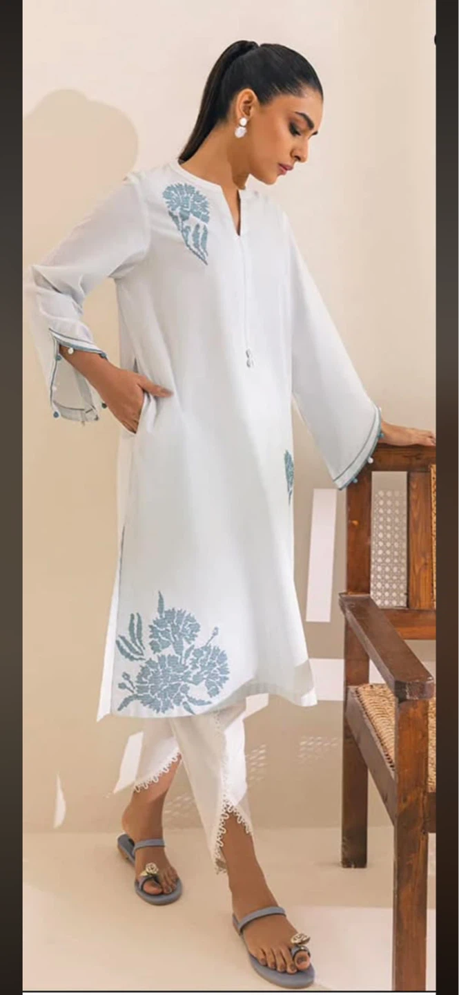 Image light blue kurti