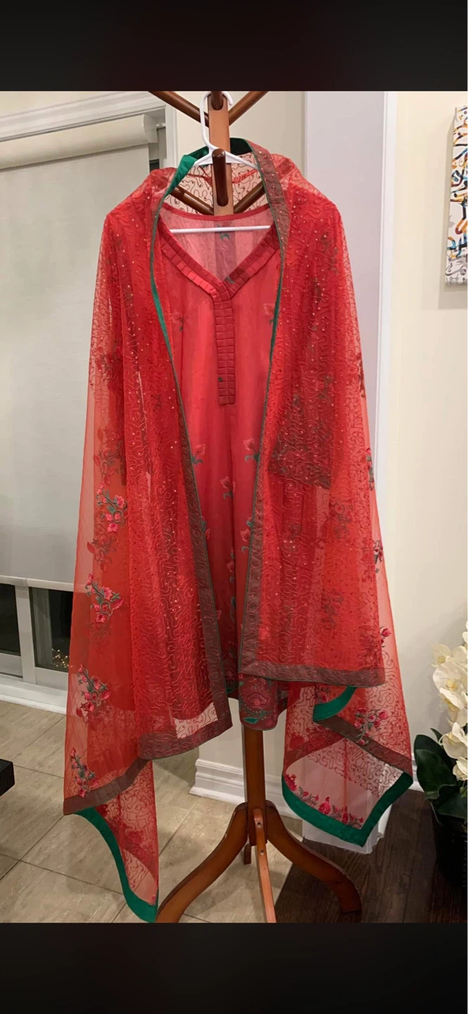 Red 3-Piece Embroidered Lawn Suit - photo 5