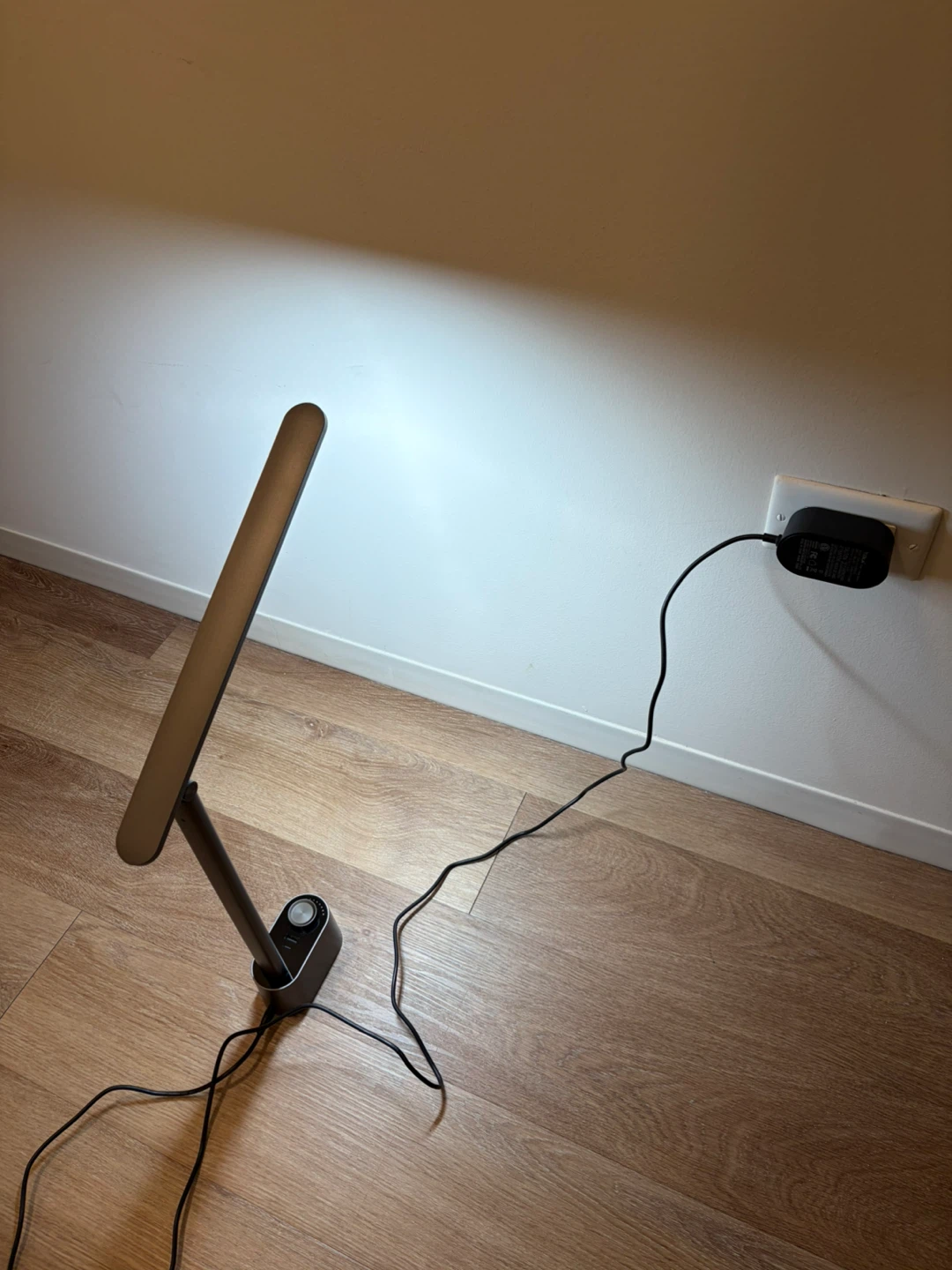 Honeywell LED desk lamp (3 colors) - photo 3