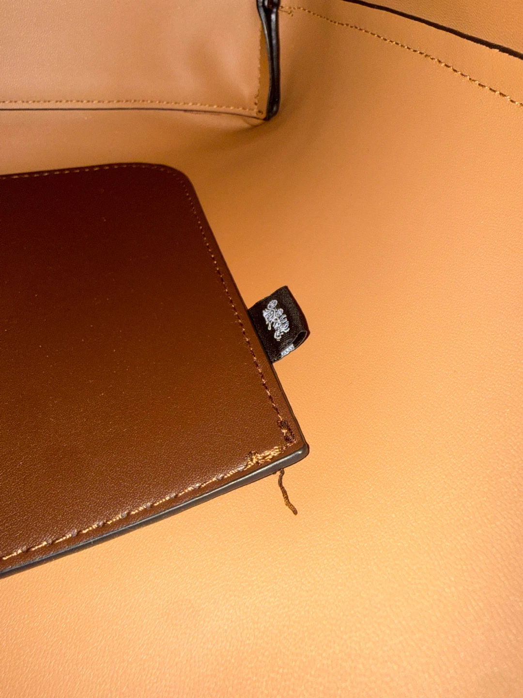 Coach New York Brown Leather Shoulder Bag - photo 4