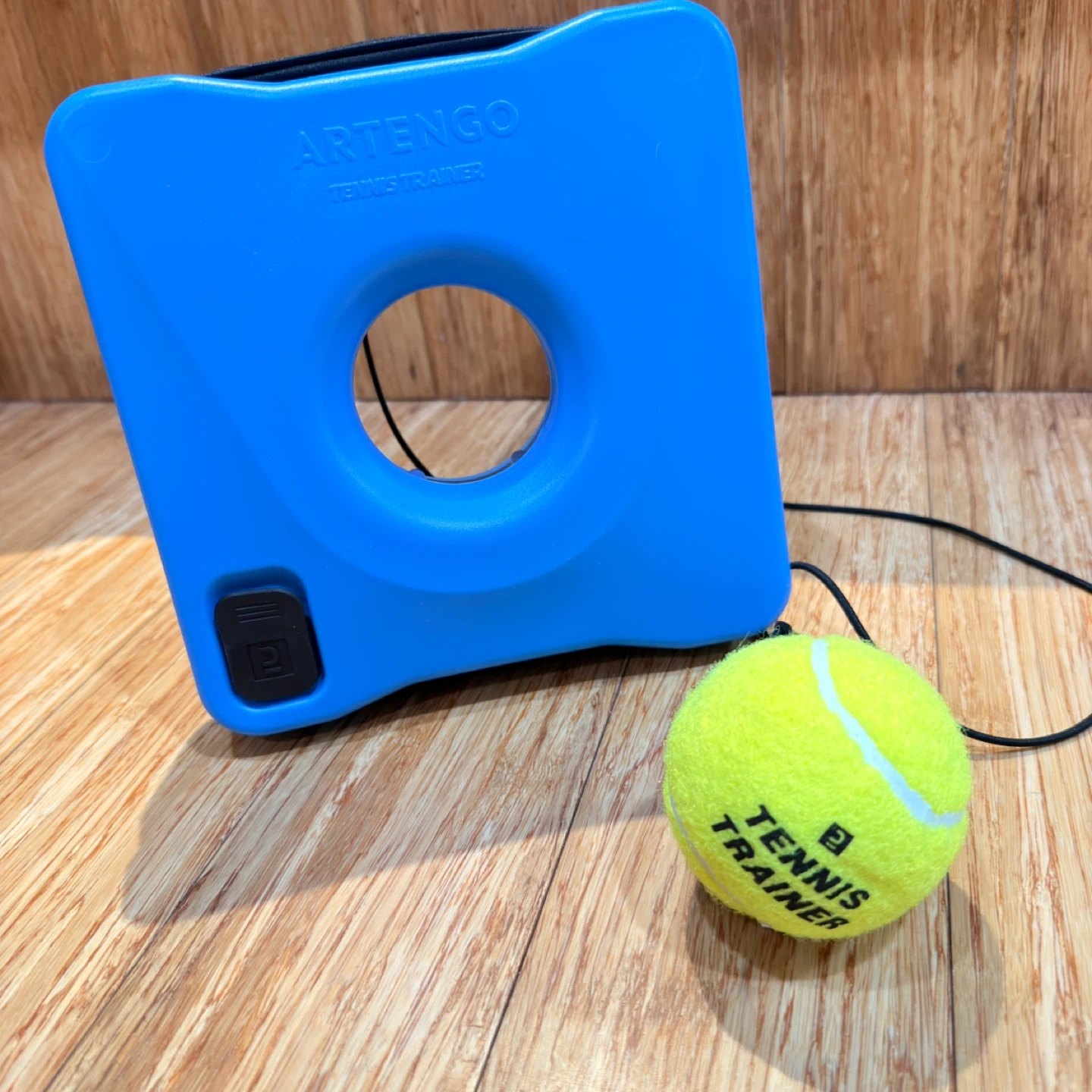 BRAND NEW! Artengo Tennis Trainer with Ball