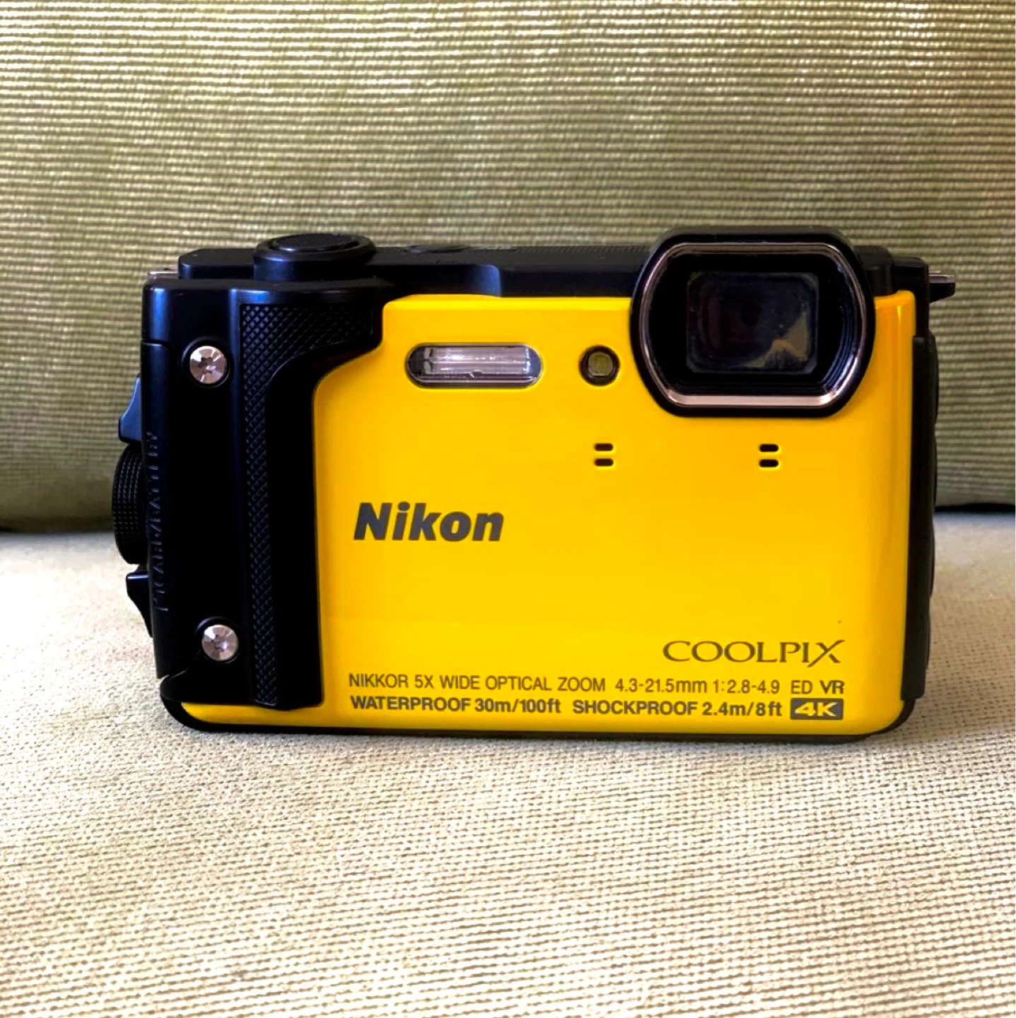 Nikon COOLPIX Waterproof Digital Camera