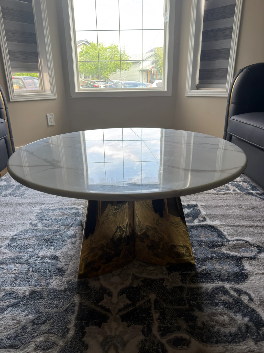 Round Marble Top Coffee Table with Gold Base - photo 2