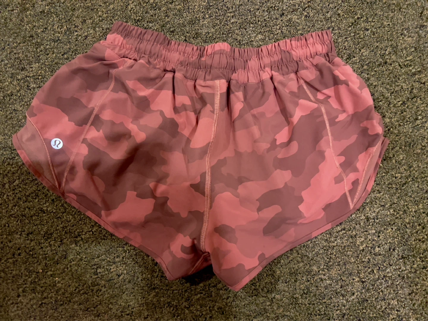 Lululemon Hotty Hot Shorts Camo Pink - photo 2