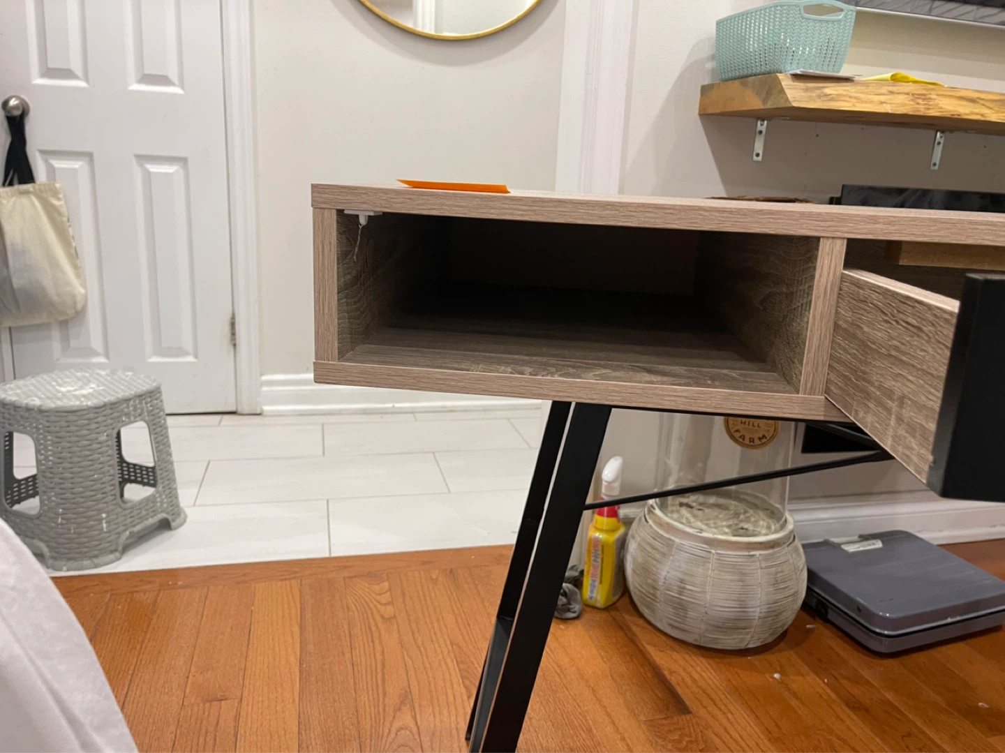 JYSK Desk with Drawer - photo 3