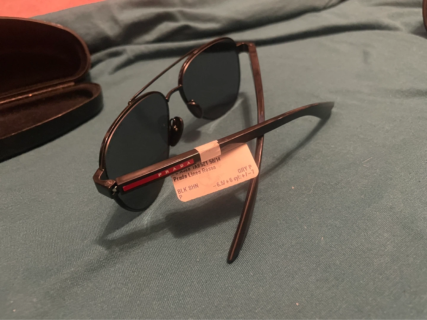 Sunglasses - photo 2