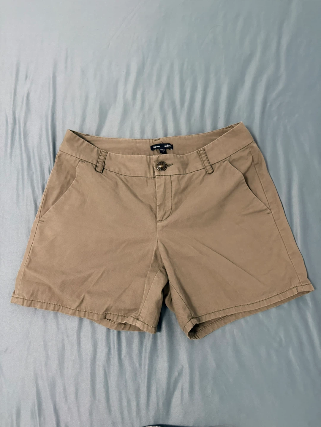 GAP Aubrey Khaki Shorts