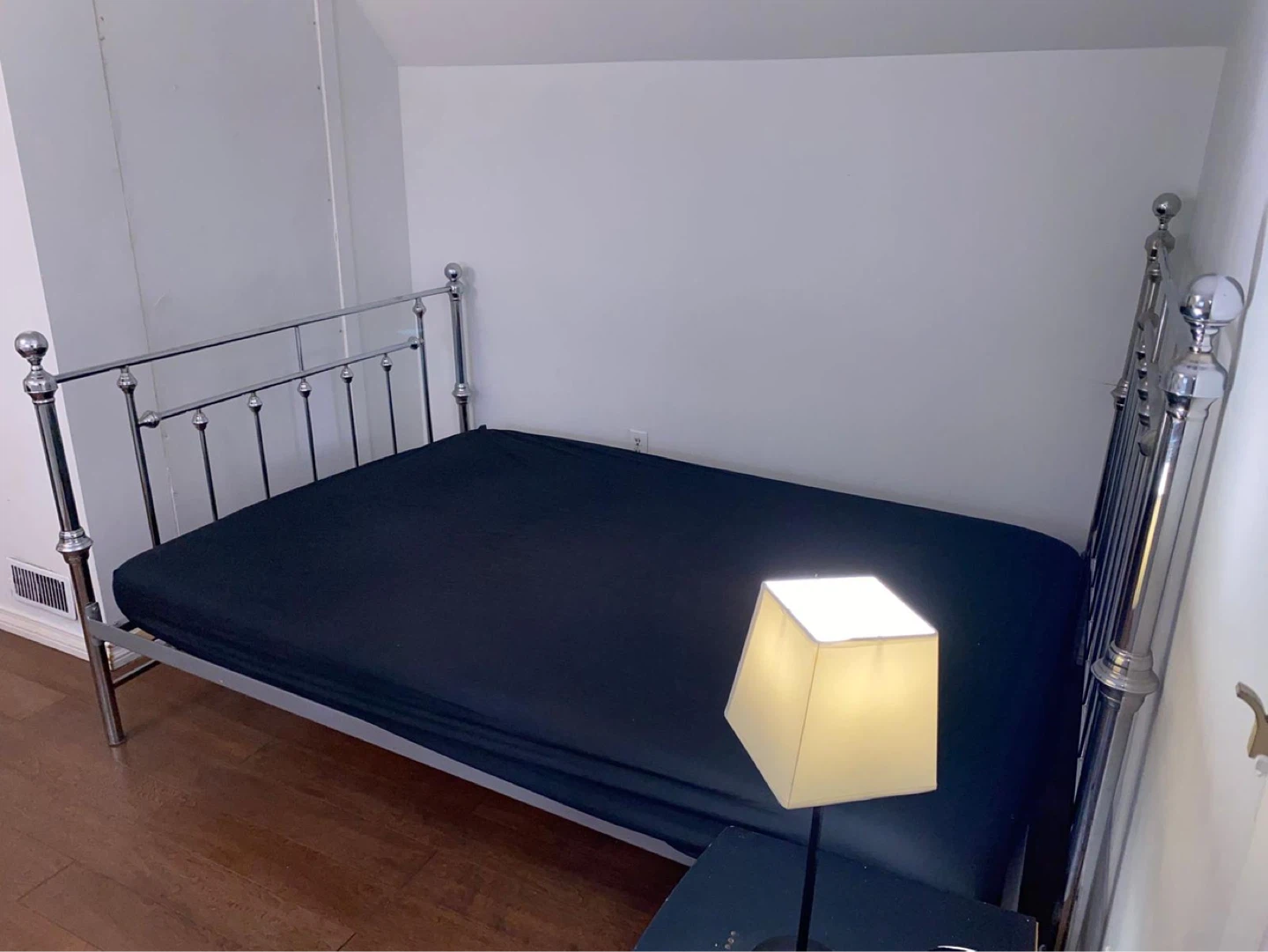 Room for rent - photo 2