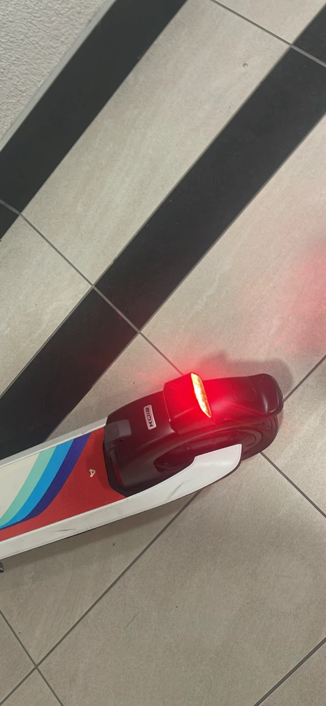 White NIU KQI2 PRO Electric Scooter - photo 3