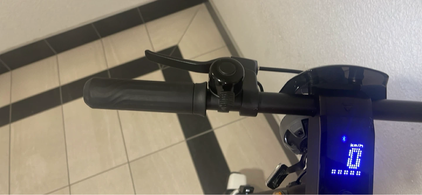 White NIU KQI2 PRO Electric Scooter - photo 5
