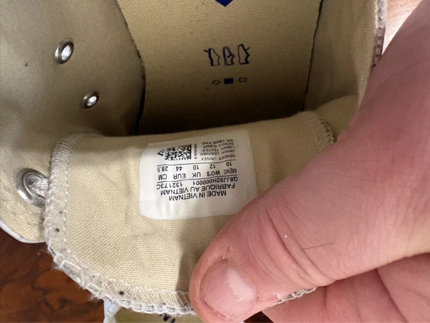 Converse All Star Low Top Sneakers -Size 10 - photo 5