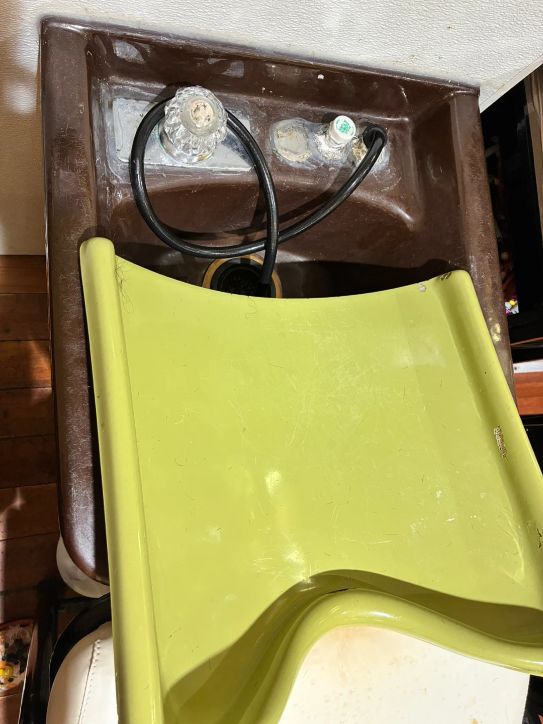 Shampoo Chair - photo 2