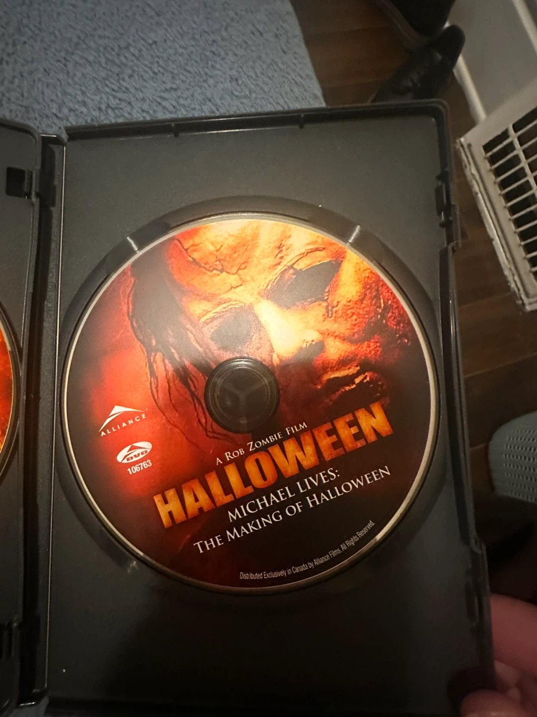 Rob Zombie's Halloween 3-Disc Collector's Edition DVD - photo 5