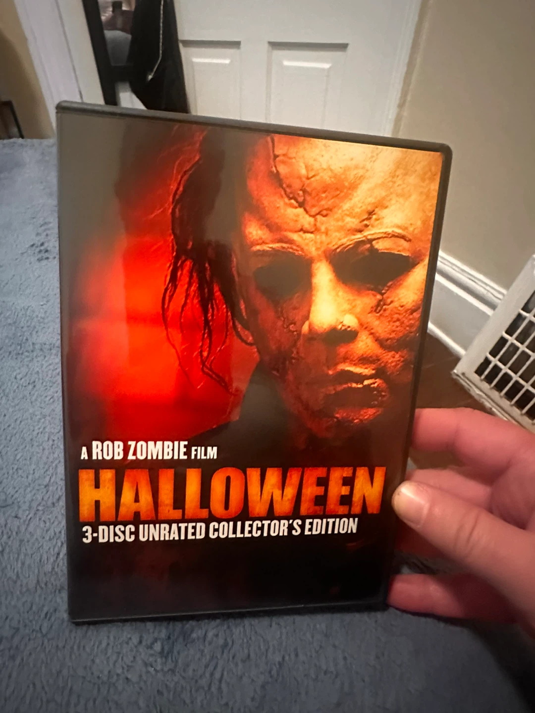 Rob Zombie's Halloween 3-Disc Collector's Edition DVD - photo 2