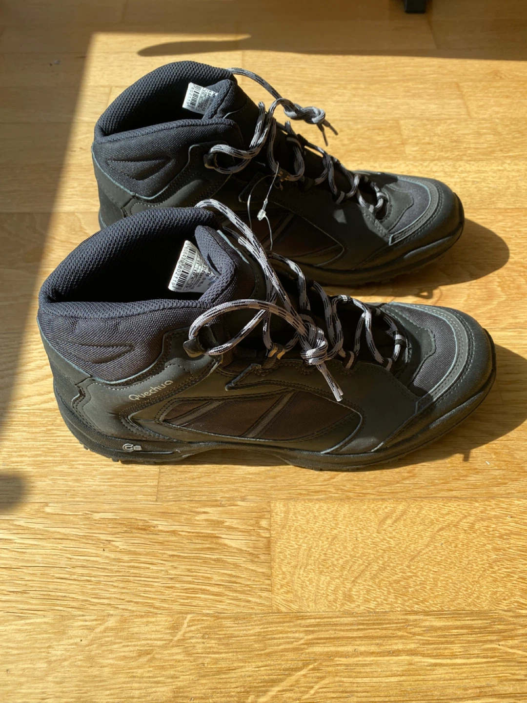 Quechua Size 11 Hiking Boots - photo 2