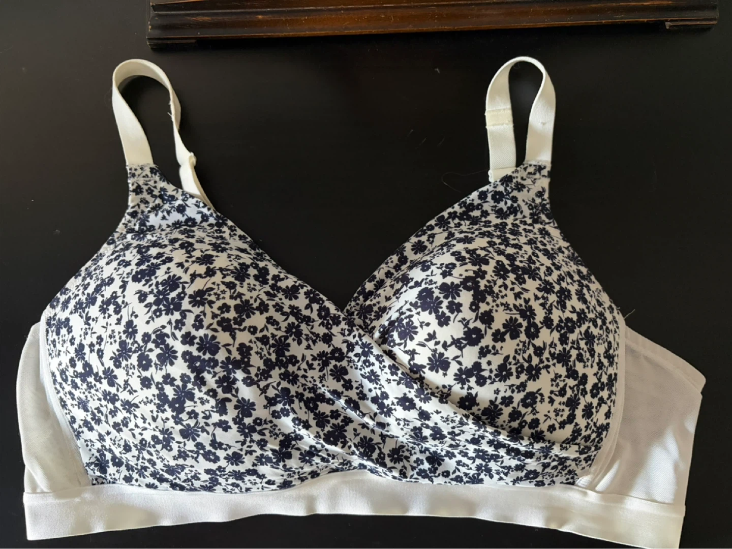 Wirefree lounge Bras