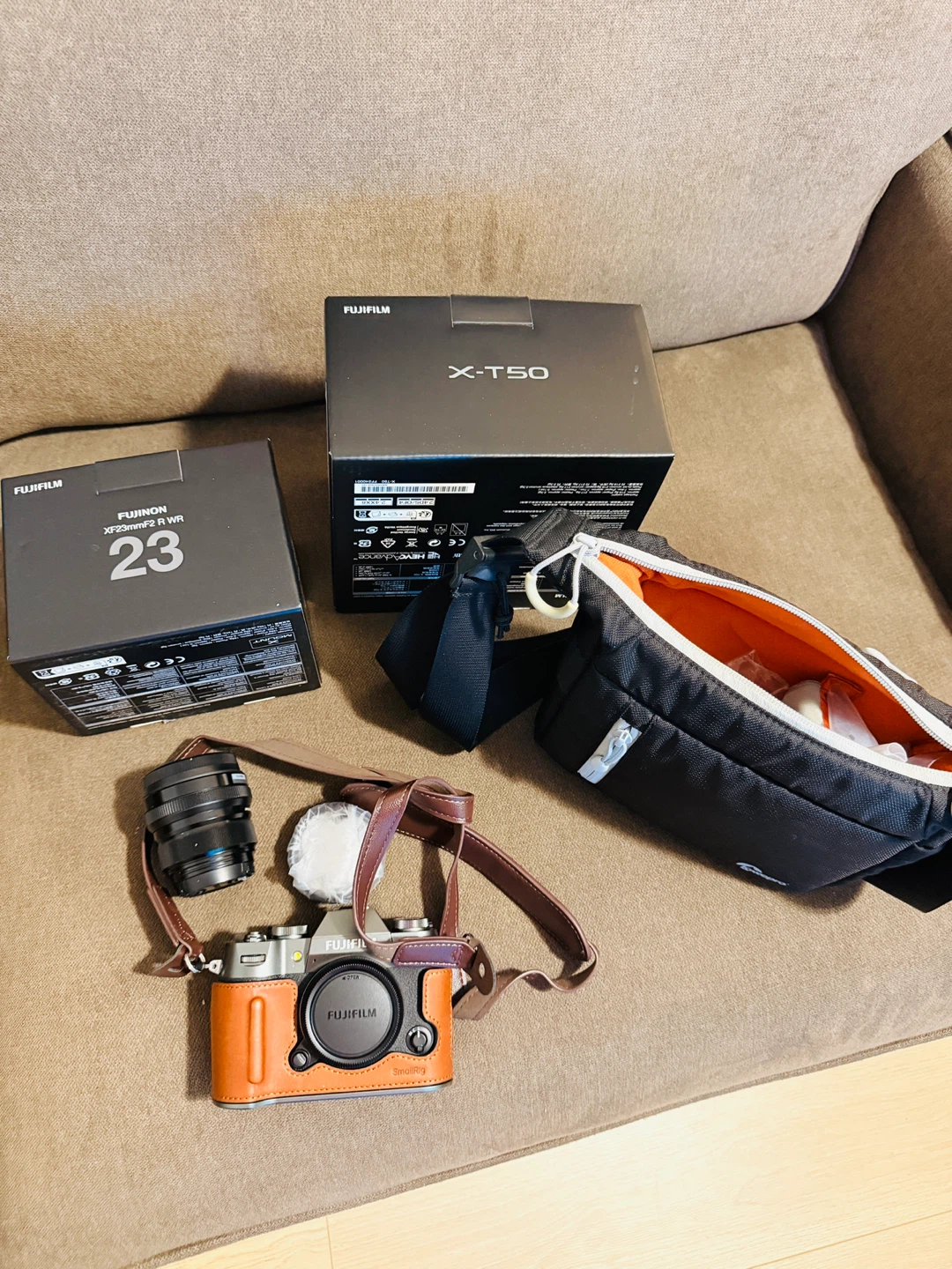 Fujifilm X-T50 Camera with XF 23mm f/1.4 R LM WR Lens - photo 4