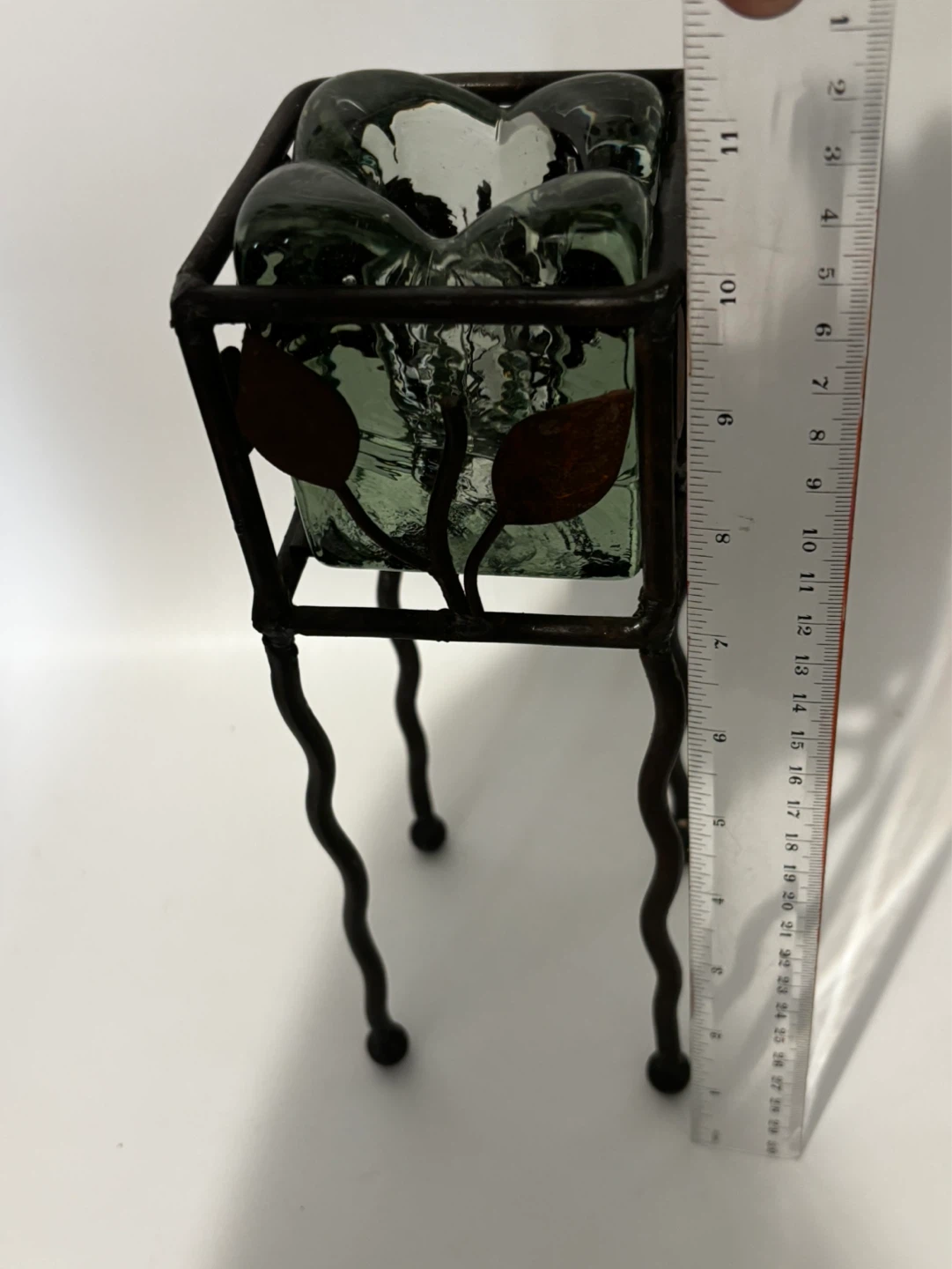 Green Glass Tealight Holder with Metal Stand - photo 3