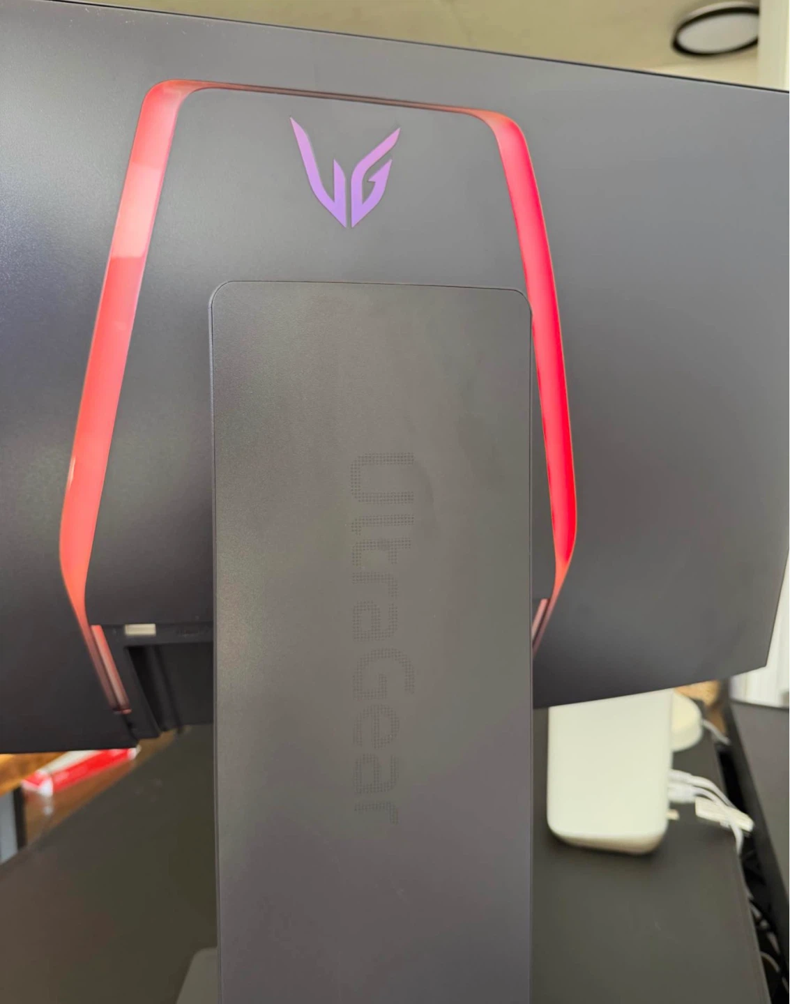 LG UltraGear 32" QHD 240Hz Gaming Monitor - photo 2