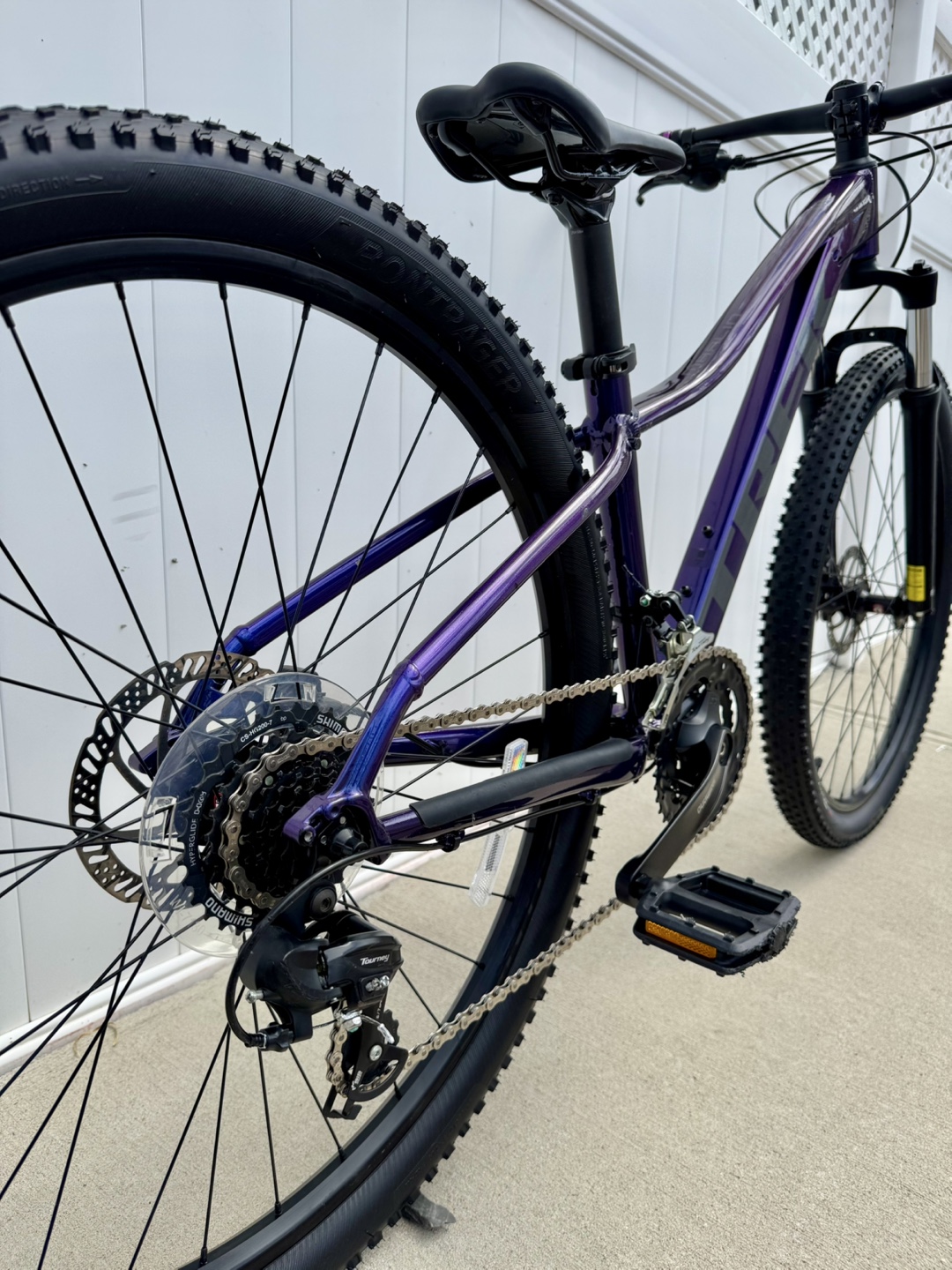 Trek Marlin 5 mountain bike MTB trail