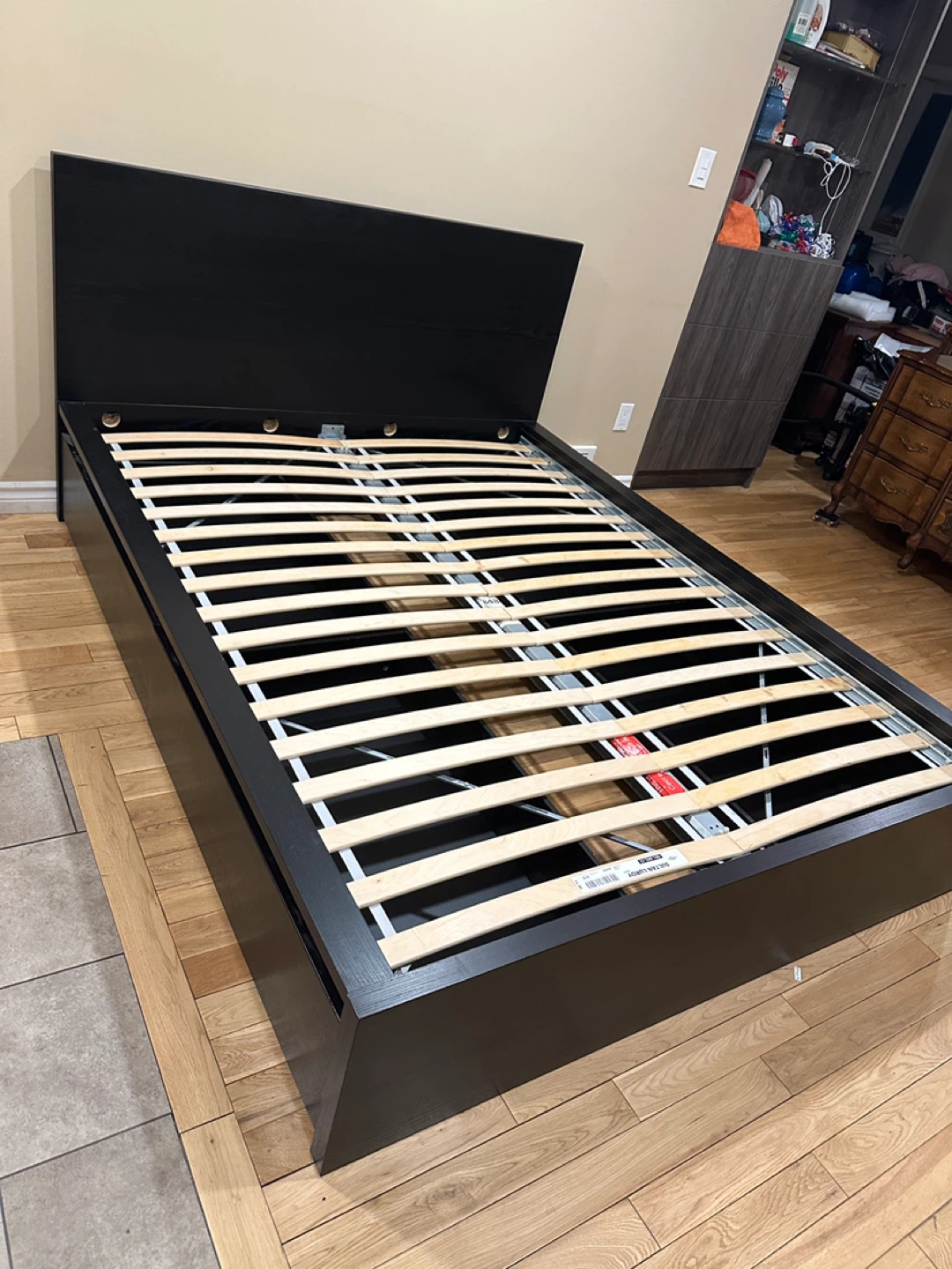 IKEA MALM Queen Size Storage Bed (CAN DELIVER)