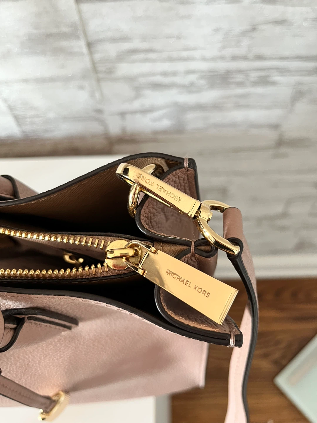 Michael Kors Handbag - photo 2