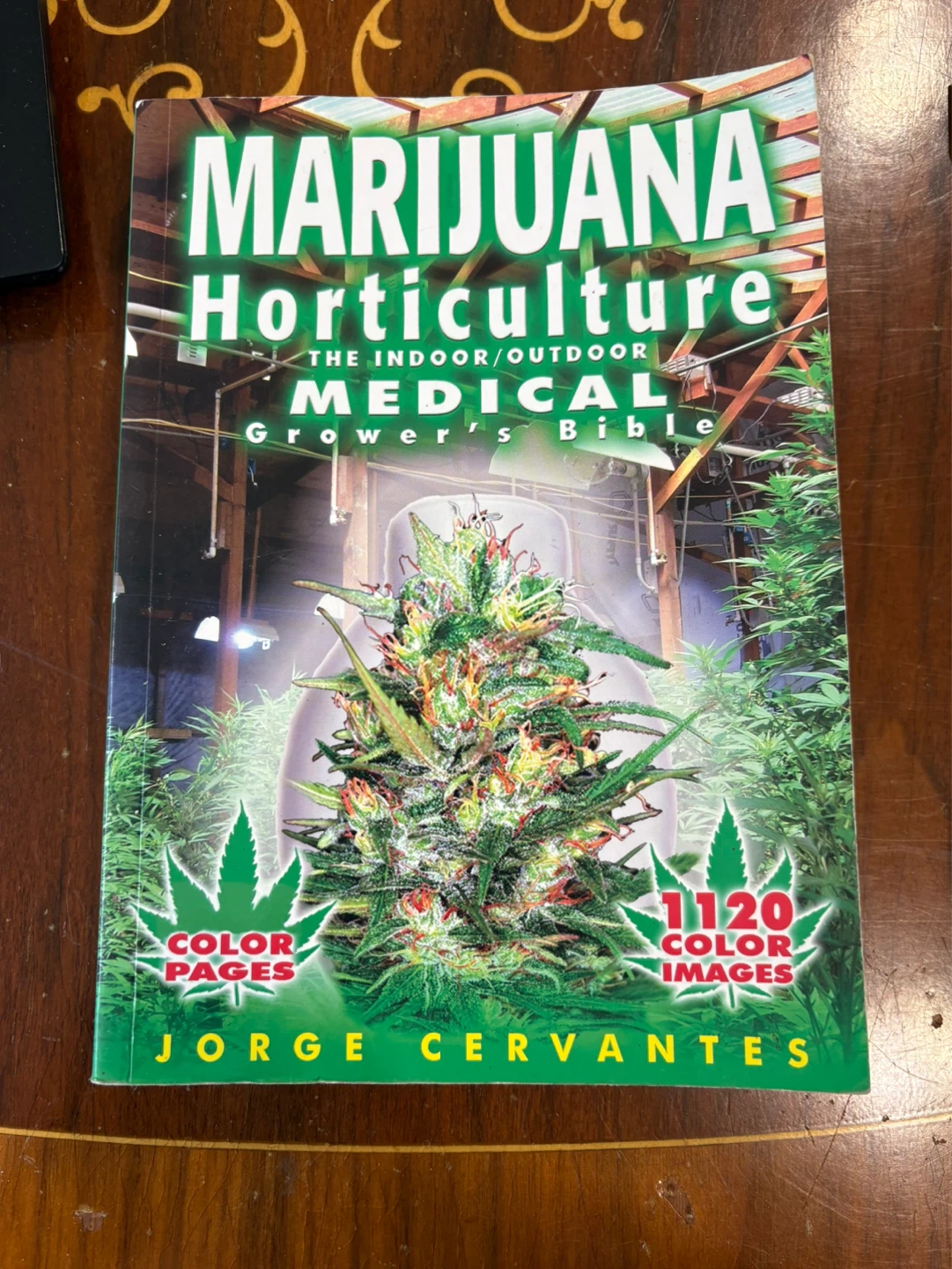 Marijuana Horticulture: Indoor/Outdoor Medical Grower's Bible