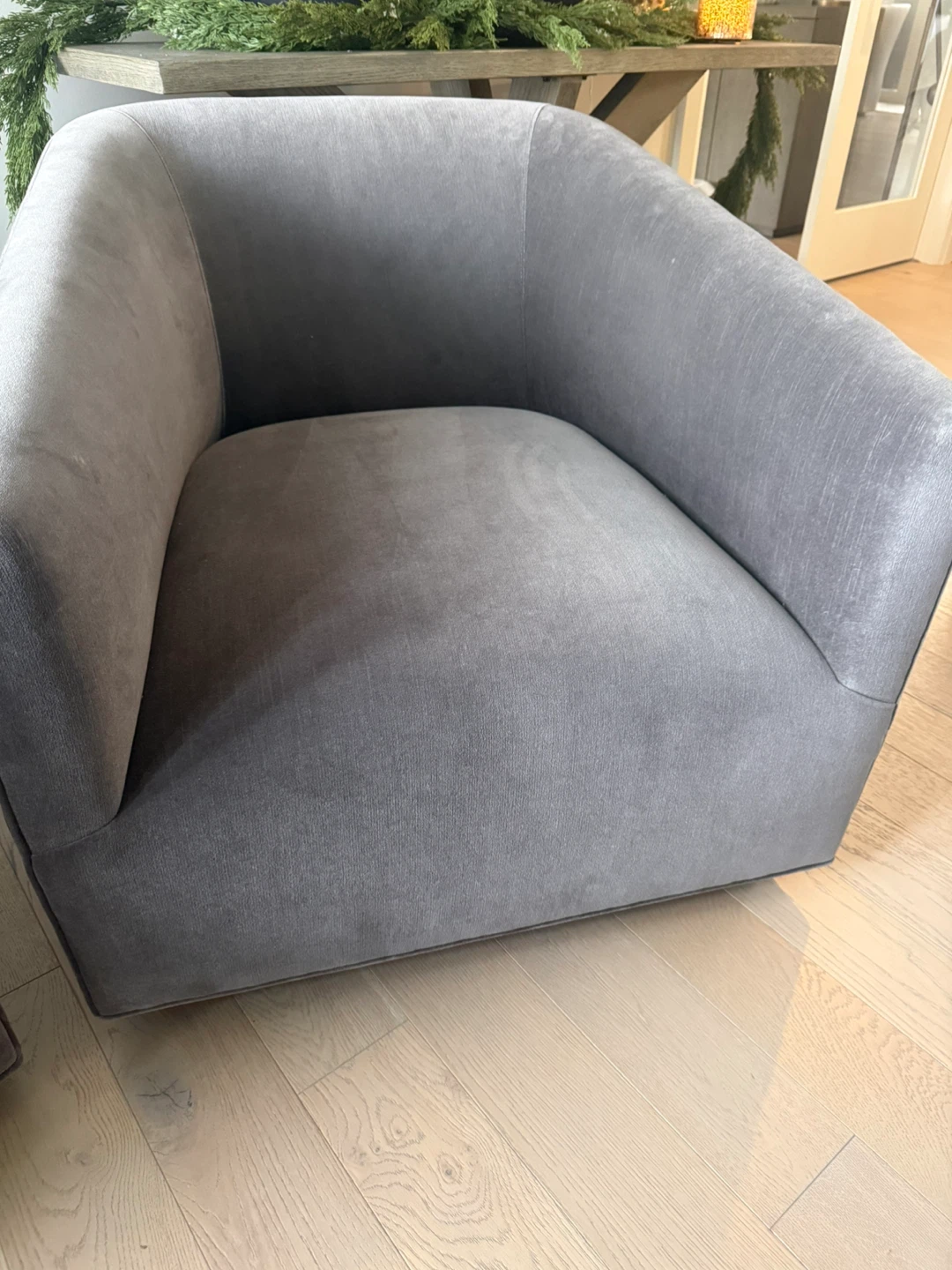 RH restoration hardware 2 velvet chairs - photo 3