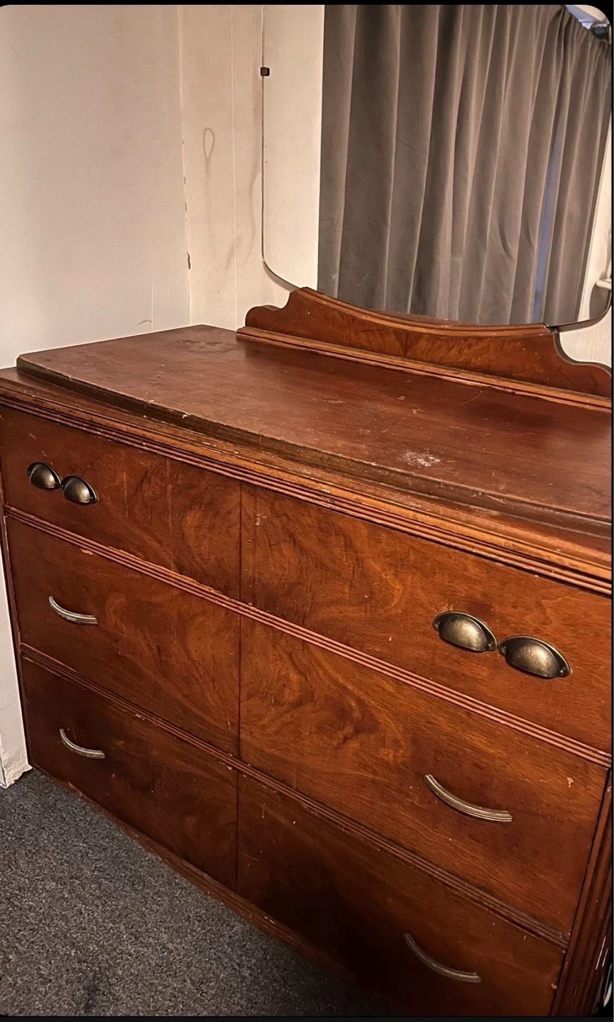 Dresser  With Mirror - Solid Wood