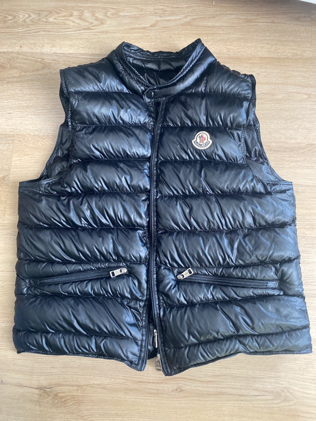 Moncler vest size 2 medium